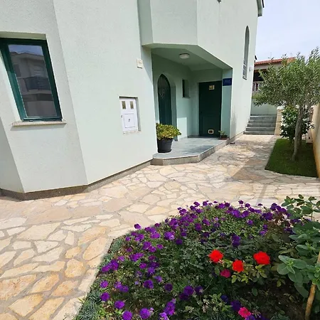 Apartman Mlikota - One Bedroom With Balcony Zaton (Zadar)