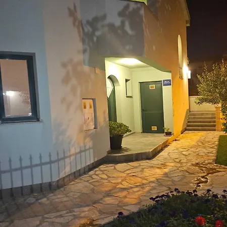 Apartman Mlikota - One Bedroom With Balcony Zaton (Zadar)