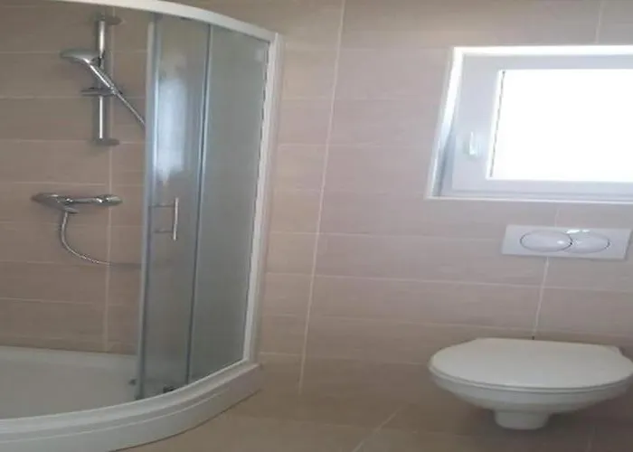 Mlikota - One Bedroom With Balcony